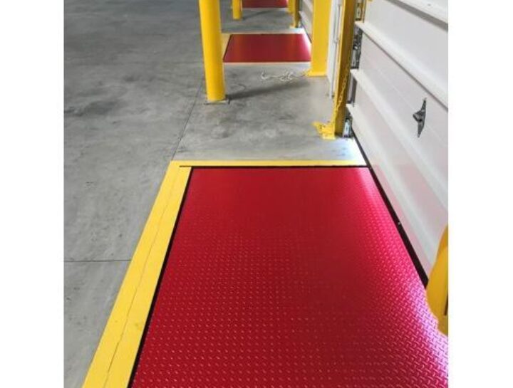 Loading Dock Safety Painting Red Yellow Concrete Floor Coatings